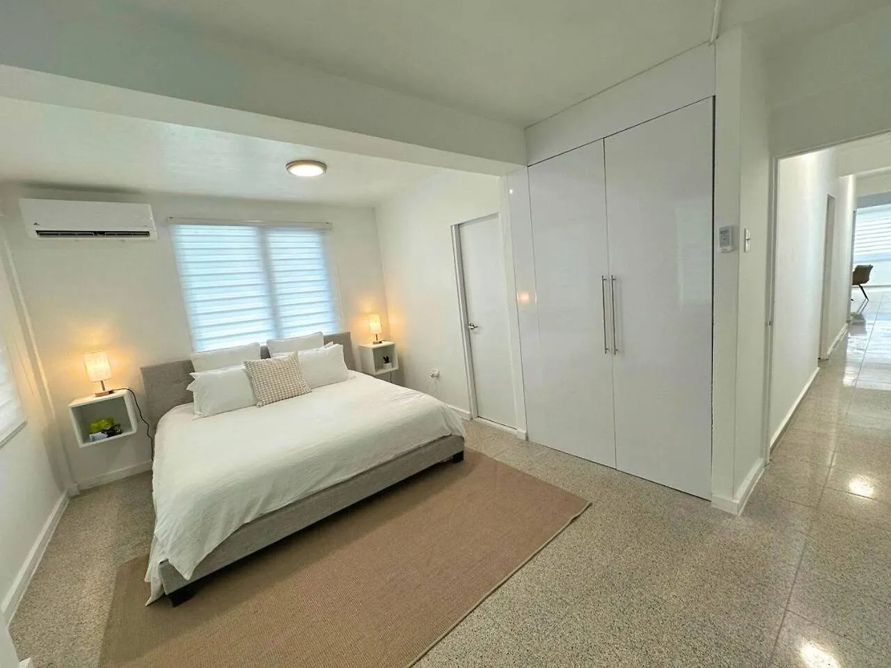 Beautifully Renovated 3 Rooms Home I San Juan Holiday home